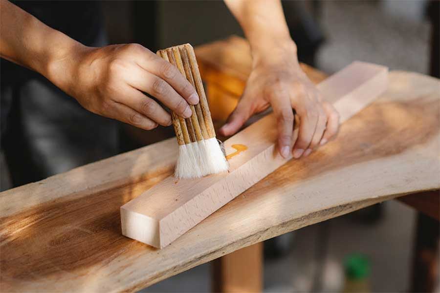 Is Linseed Oil suitable for protecting natural wood?